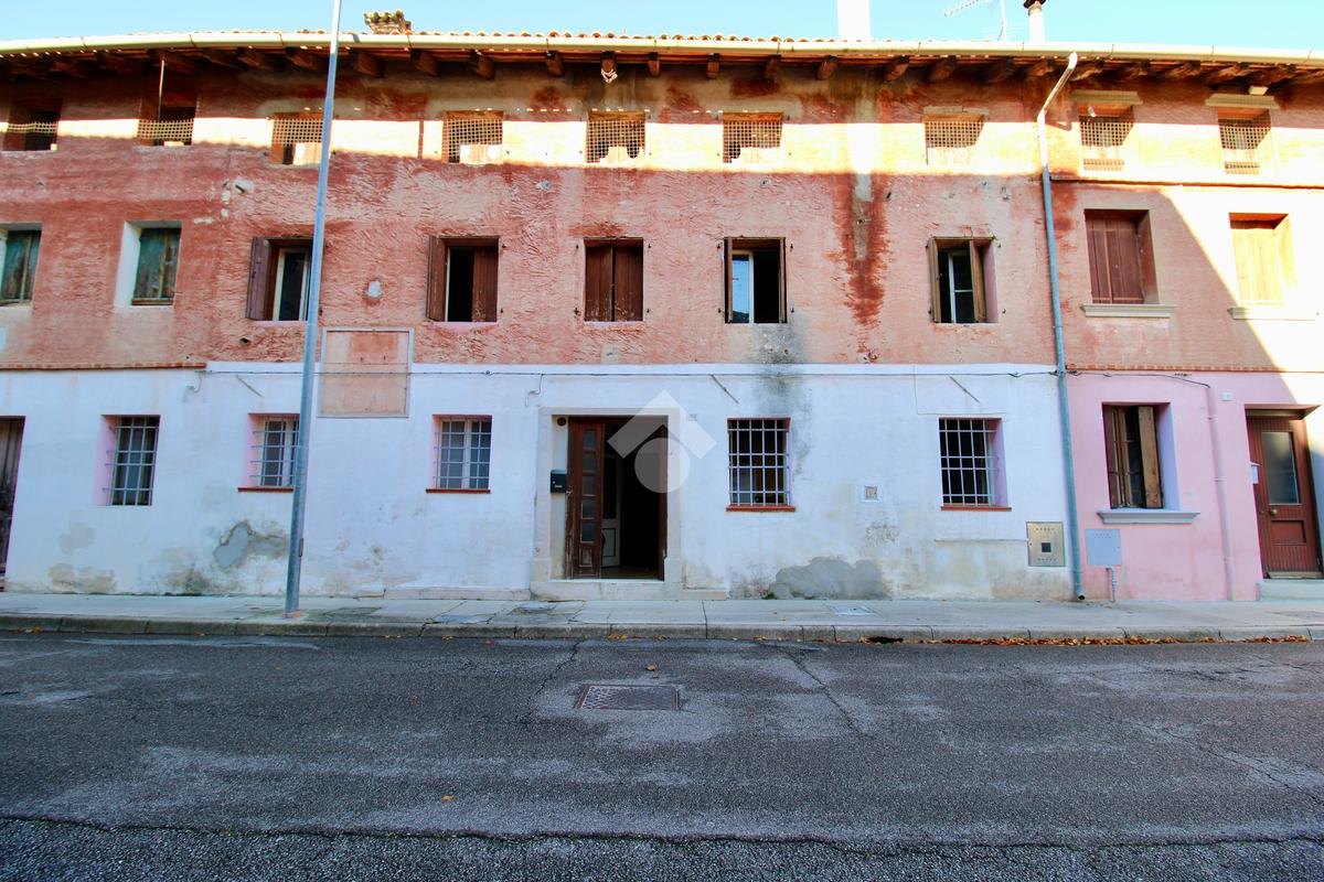 Property in Gonars